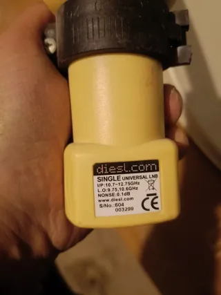 Antena Parabólica con LNB