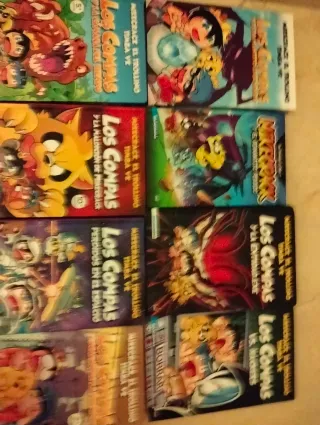 Colección de libros del famoso youtuber mikecrack