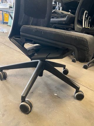 Silla de oficina negra