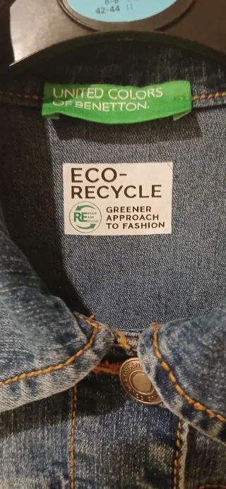 Chaqueta vaquera Benetton niño Talla S.