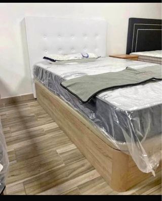 CANAPÉ Y COLCHÓN OFERTA