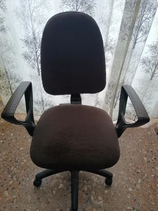 Silla de oficina ergonómica