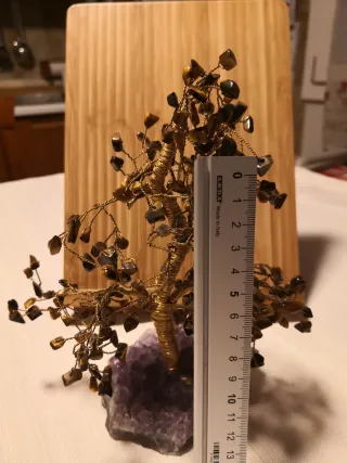 Albero della vita in pietra e metallo