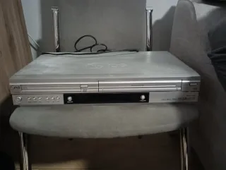 Reproductor DVD y VHS LG