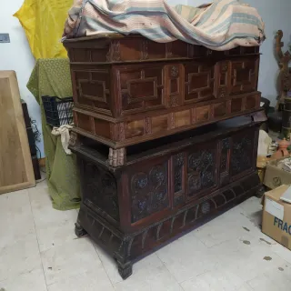 Lote de Arcas  antiguas  de madera de nogal