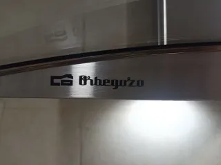 Campana extractora Orbegozo .