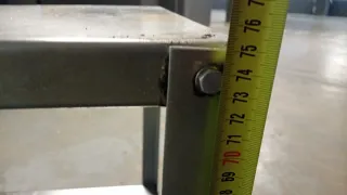 Mesa de trabajo metálica