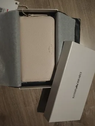 Cartera Emporio Armani Piel Beige Cremallera