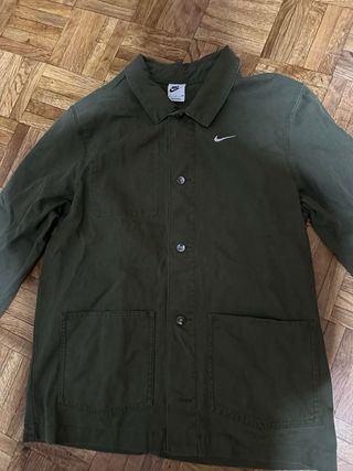 Chaqueta Nike Verde Oliva