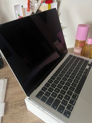 MacBook Air M2 2022 256GB SSD 8GB RAM Argento