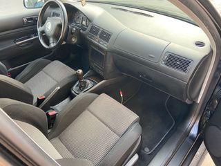 Volkswagen Golf GTI 1.8t 150cv