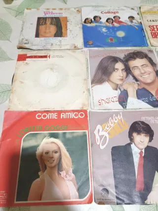 Lotto di 18 Vinili 45 giri mix d'autore