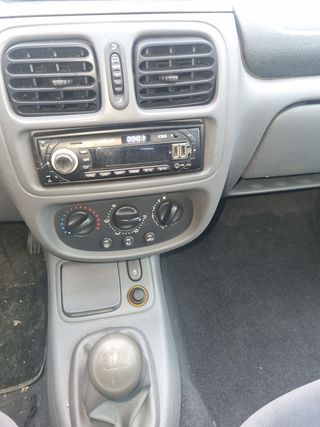 Renault Clio 1999