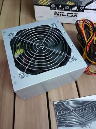 Nilox PSNI - Fuente de alimentación para PC 500 W