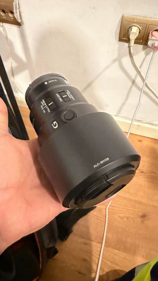 Sony 90mm f/2.8 Macro