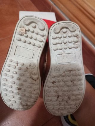 Precio unidad,botas,deportivas,mocasin