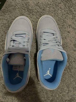 Zapatillas Jordan Azul y Gris