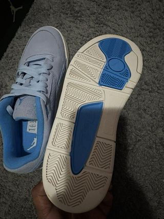 Zapatillas Jordan Azul y Gris