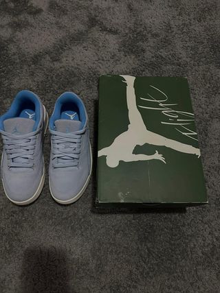 Zapatillas Jordan Azul y Gris