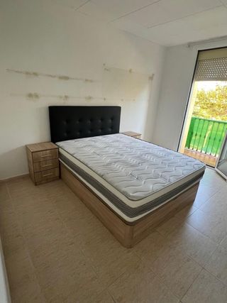 Liquidación:canapés y colchones armarios y sofasso