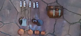 Cacerola y utensilios de cocina