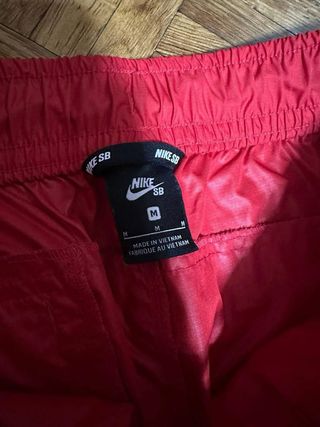 Pantalón de chándal rojo nike