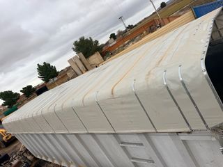 Bañera Leciñena 3 ejes con toldo