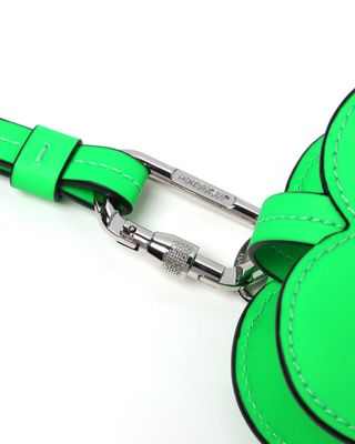 Custodia Airpods AMBUSH a forma di cuore in pelle