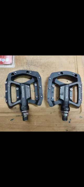 Pedales Shimano PD-GR500