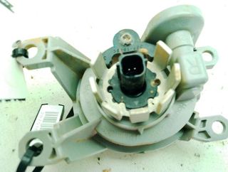 20751692 faro 8121102190 toyota yaris cross (mxp_)