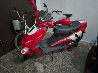 Malaguti Phantom FOGGY Replica Scooter