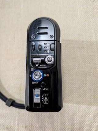 Cámara Digital JVC GZ-MC100E