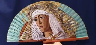 Abanico Esperanza de Triana pintado a mano