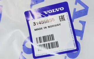 Rejilla Delantera Volvo S60 Mk3 OEM 31455656