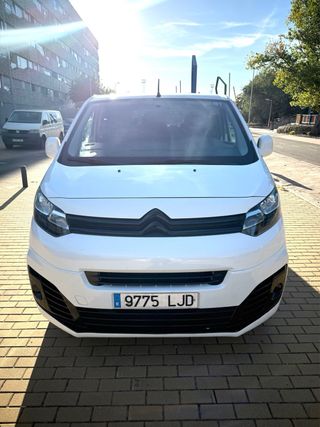 Furgonetas alquiler 9 plazas