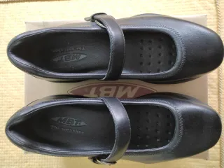 Zapatos MBT Negros Mujer