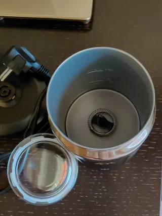 Espumador de leche LOR, sin usar