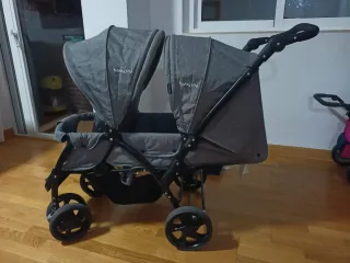 Coche de bebé plegable gris