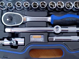 Set Carraca y Vasos 1/2", 39 Piezas, marca Heyco