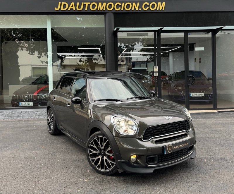 MINI Countryman 2015, foto 3