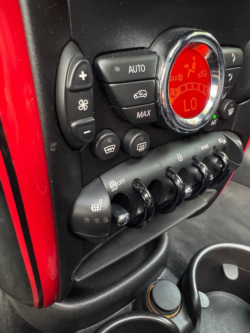 MINI Countryman 2015, foto 18