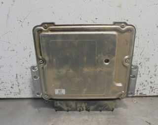 Kia 4683562 centralita motor uce 391712a545 carens