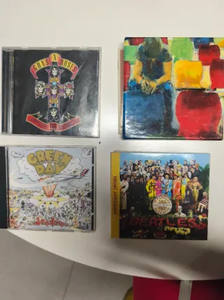 Lote CDs: Guns N' Roses, Green Day, Beatles