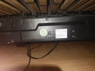 Cama articulada metálica y de madera