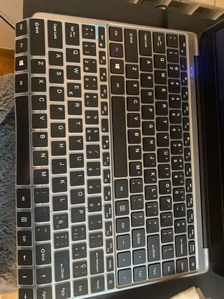 Chuwi PC portátil plata