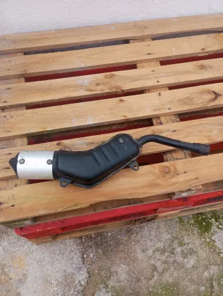 Tubo de escape moto  honda CRM 125