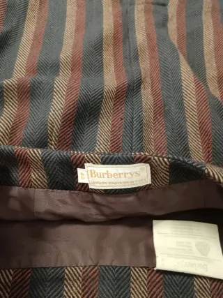 Falda Burberrys de rayas marrones