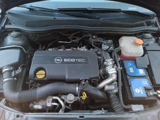 Opel Astra 2009