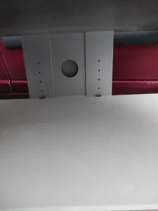 Mueble TV cristal y metal gris con ruedas