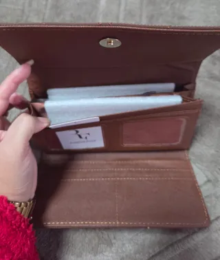 Cartera Verde Oliva Nueva